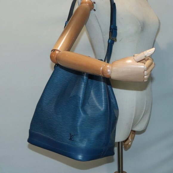 LOUIS VUITTON Epi Noe Shoulder Bag Toledo Blue - Picture 1 of 16